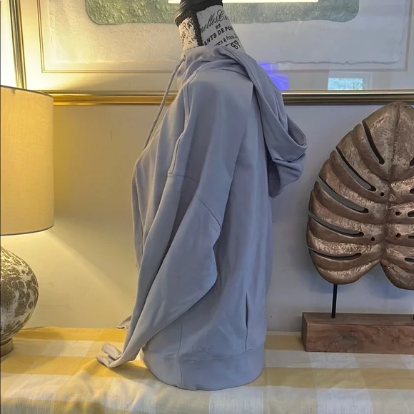 Lole Women's Gray Sweater - Picture 3 of 5